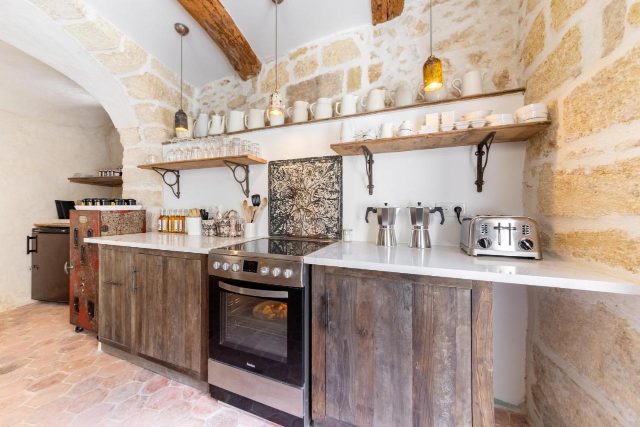 Bed and Breakfast La Cour St Siffret- Uzes Saint-Siffret Exterior foto